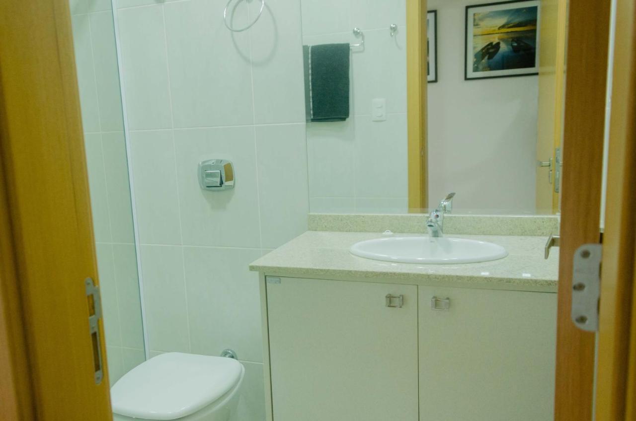 No Centro De Cascavel, Atras Do Ibis, Confortavel E Bom Gosto カスカヴェウ エクステリア 写真