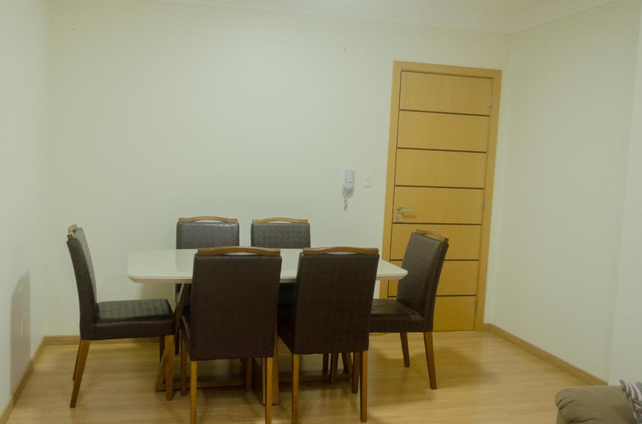 No Centro De Cascavel, Atras Do Ibis, Confortavel E Bom Gosto カスカヴェウ エクステリア 写真
