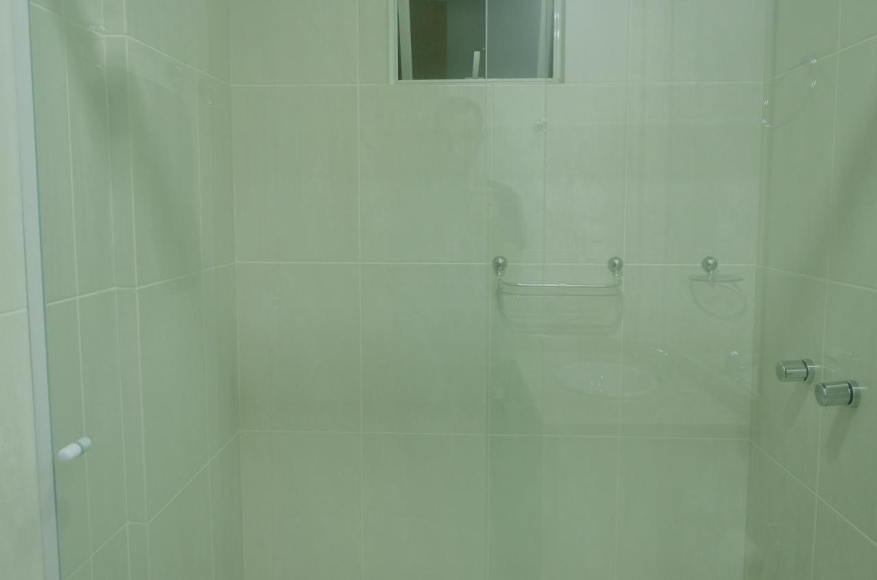 No Centro De Cascavel, Atras Do Ibis, Confortavel E Bom Gosto カスカヴェウ エクステリア 写真